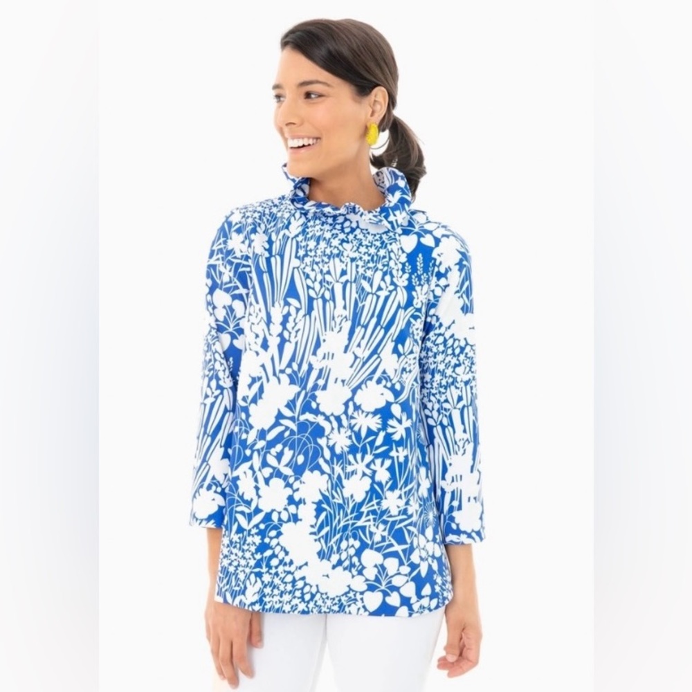 TUCKERNUCK Faye Ruffle Back Bow Tie
Blouse Blue Wildflower Size XS